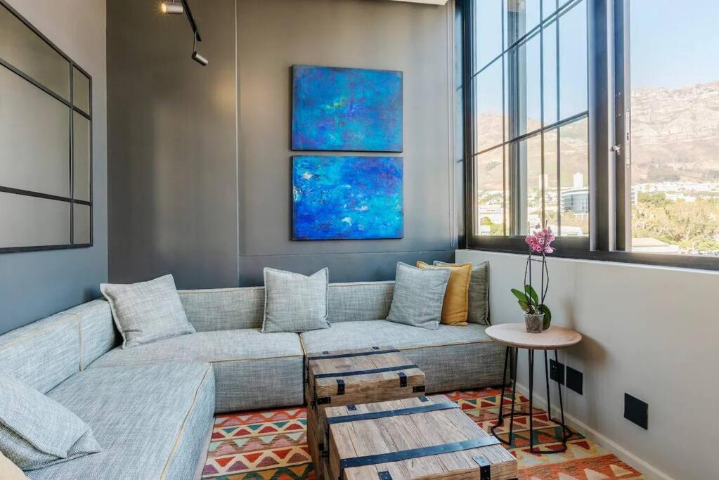 Luxury - Coworking - Views Cape Town